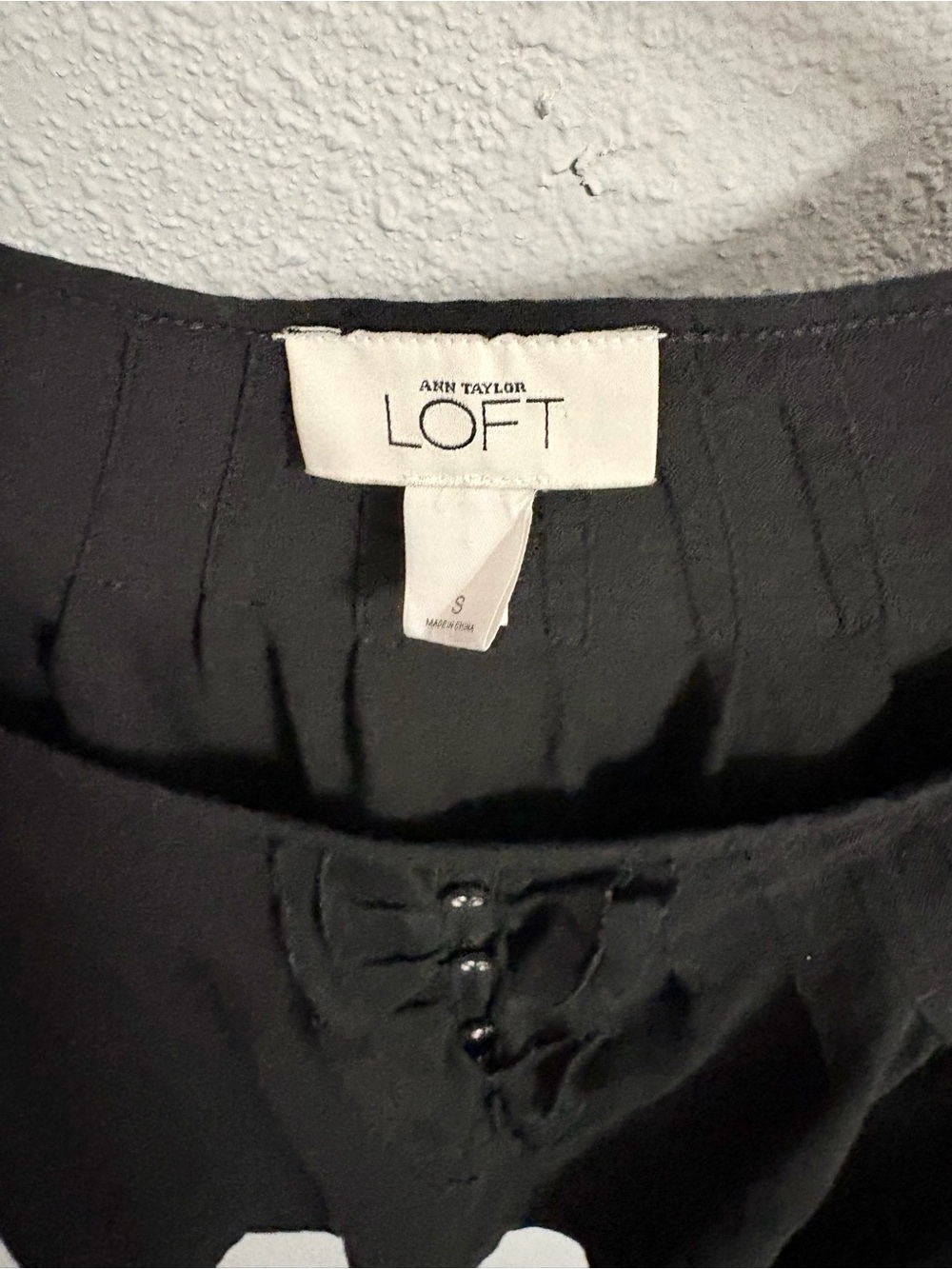 LOFT Black Ruffle Top - Picture 2 of 5